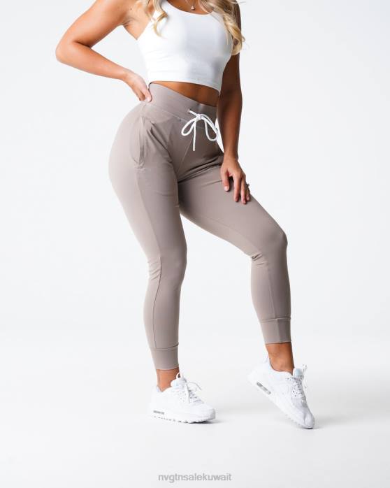 NVGTN لياقة بدنية نحيف ركض رمادي داكن 420J697